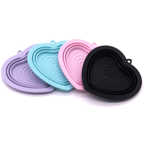 Silicone Heart Shaped Portable Dog Feeding Bowl - Image 6